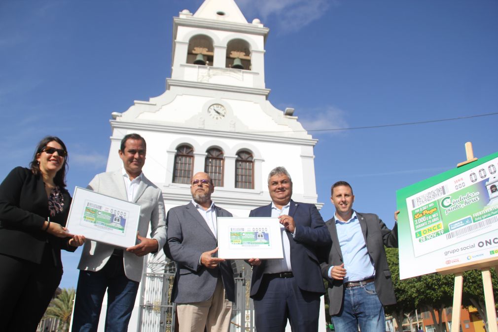 Cupón ONCE con El Reloj de la igglesia de Puerto del Rosario