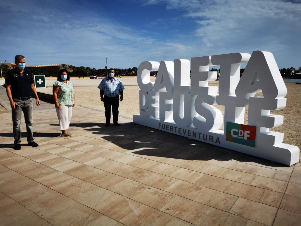 EL Ayuntamiento presenta la nueva marca promocional Caleta de Fuste CdF