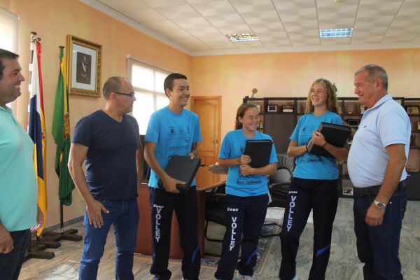Antigua_voley_premios